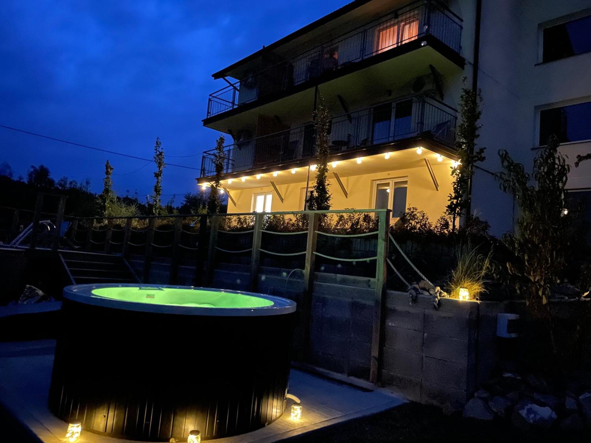 Apartamentwroznowiepl Exteriér fotografie