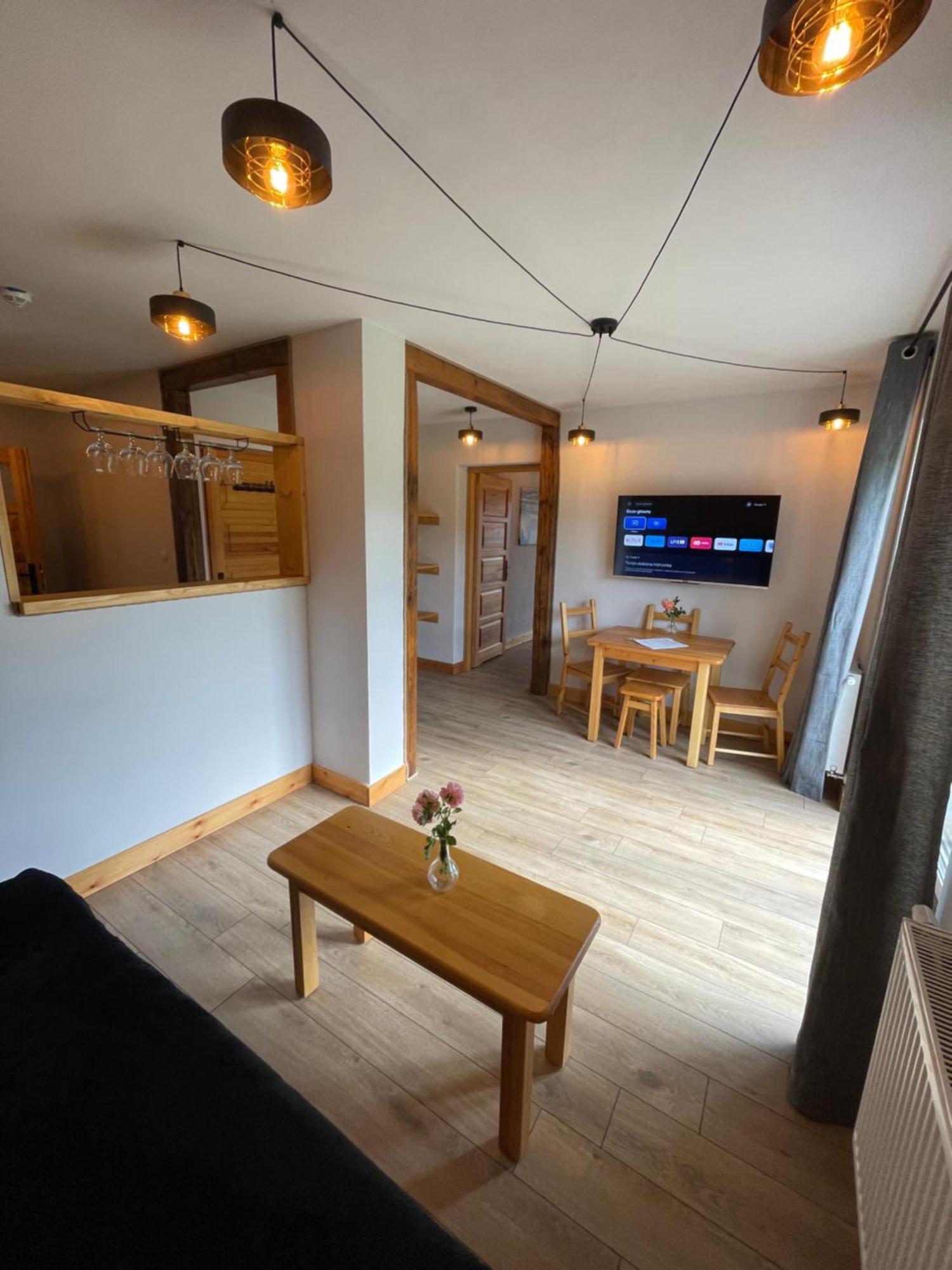 Apartamentwroznowiepl Exteriér fotografie
