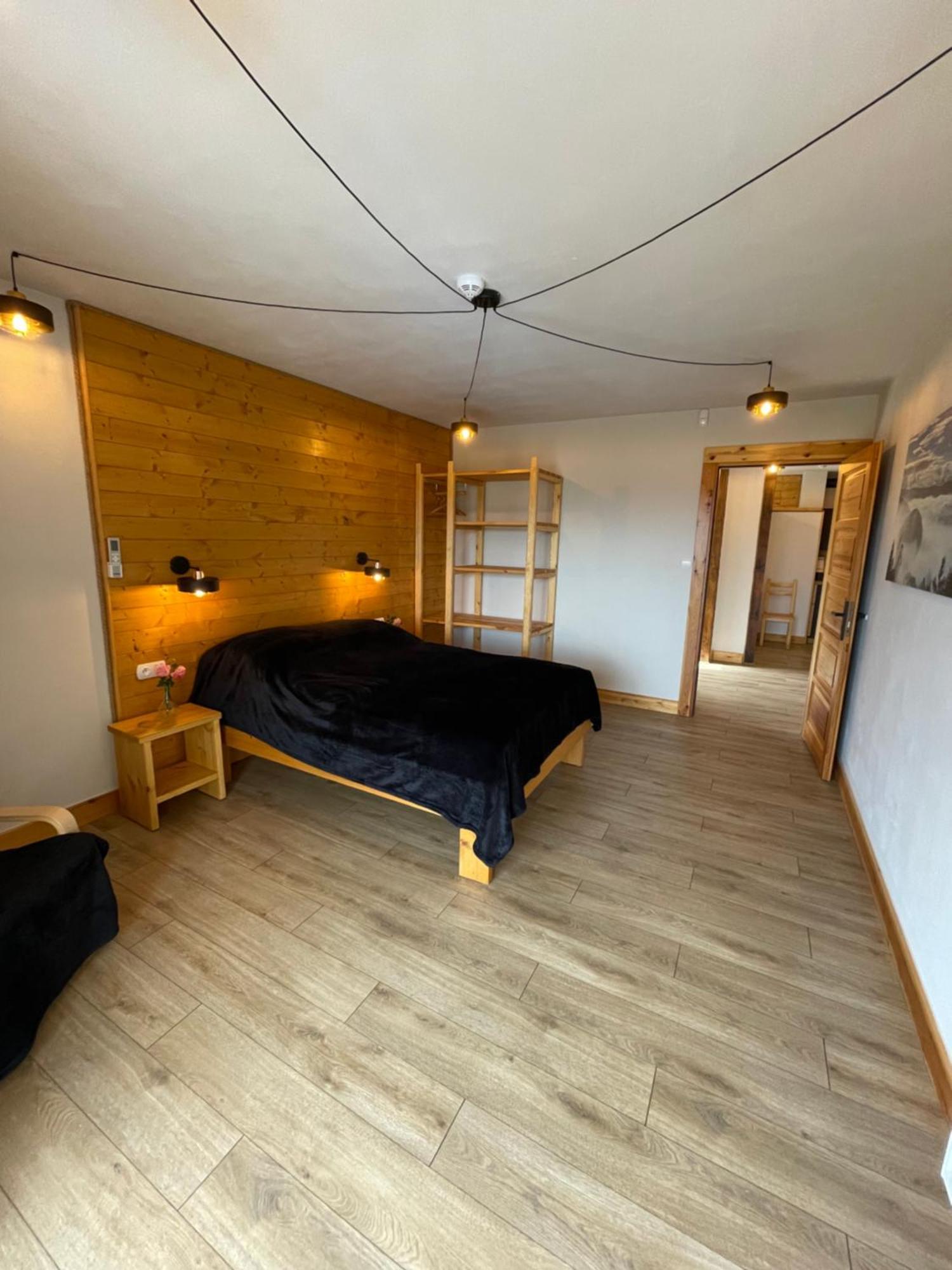 Apartamentwroznowiepl Exteriér fotografie